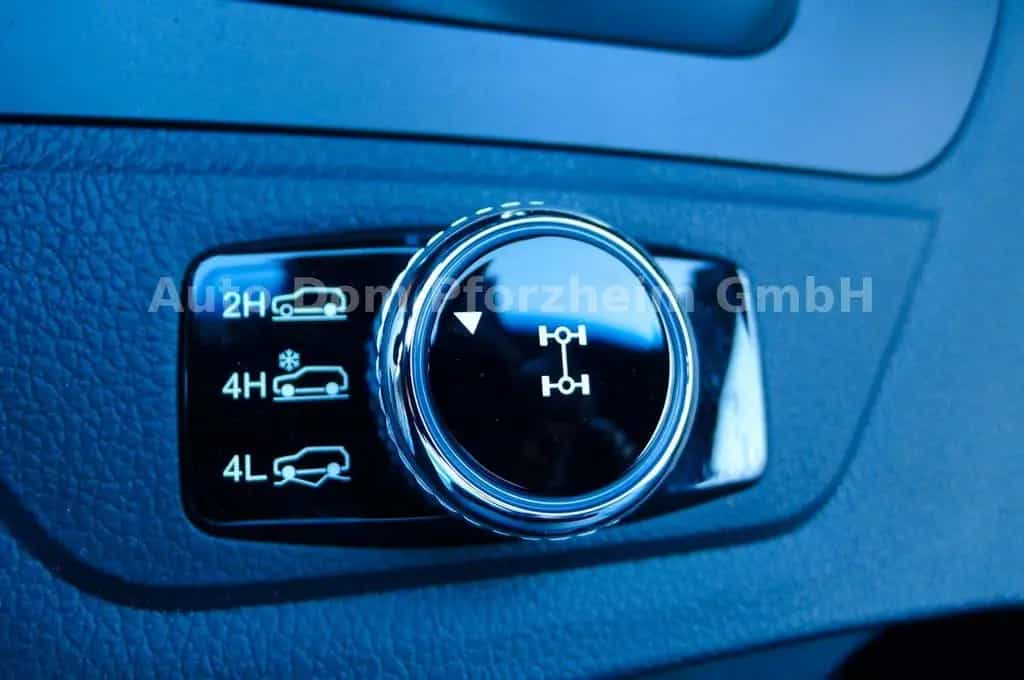 KGM Musso Grand KHAN 2.2D 1/100 AWD AT AHK null-photo-15