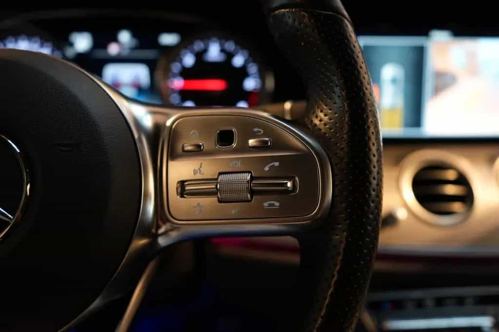 Mercedes-Benz E-Class 300 d T AMG *LED*Navi*Kamera*AHK* 08/2019-photo-21