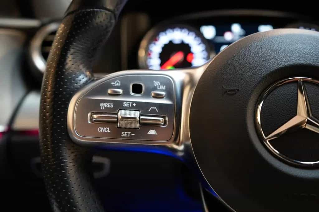 Mercedes-Benz E-Class 300 d T AMG *LED*Navi*Kamera*AHK* 08/2019-photo-22