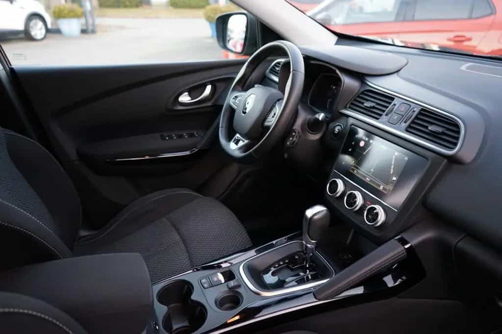 Renault Kadjar TCe 140 EDC GPF Limited 04/2019-photo-9