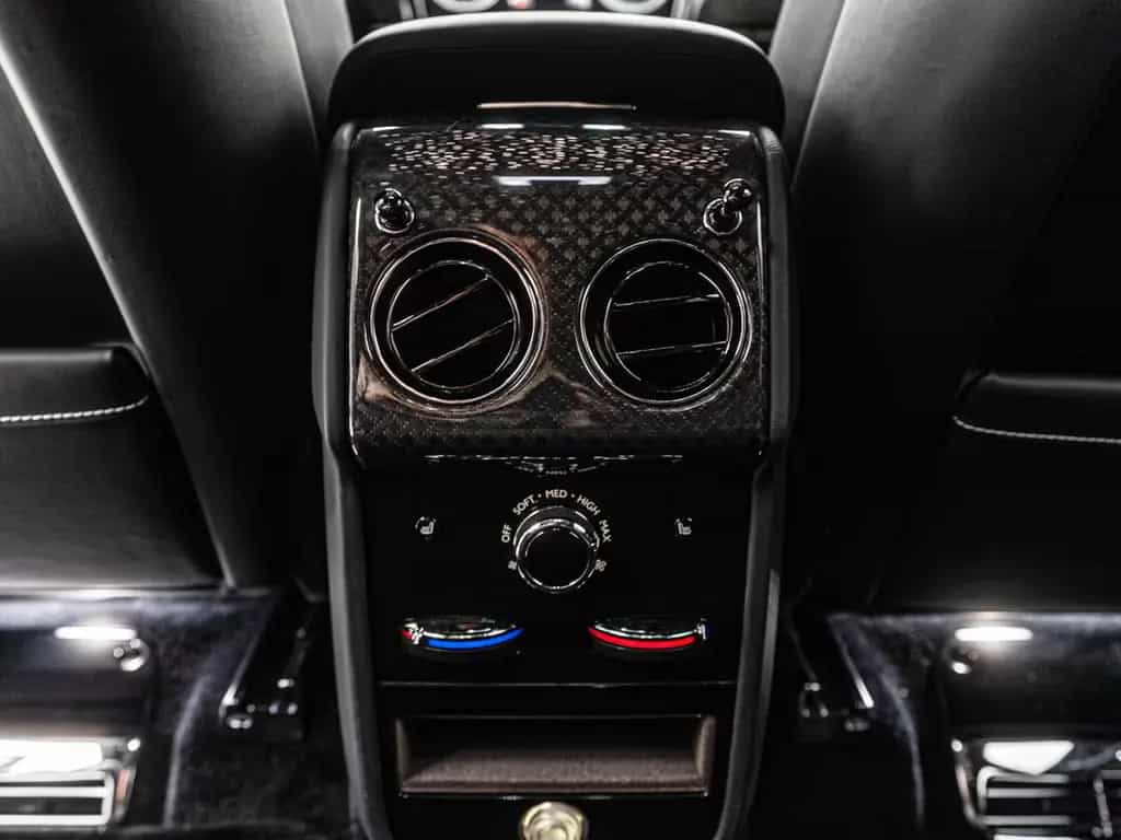 Rolls-Royce Cullinan Black Badge*MANSORY*Starlight*R24 01/2022-photo-38