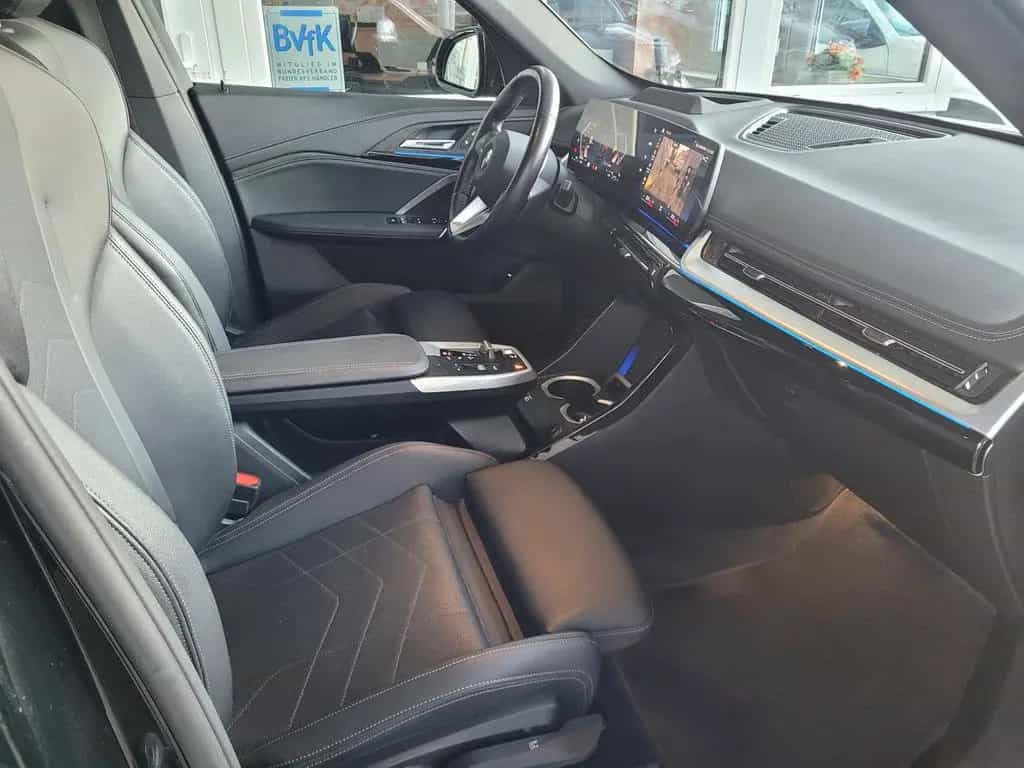 BMW X1 18 d sDrive xLine/Leder/Panodach/Headup/AHK 11/2022-photo-12