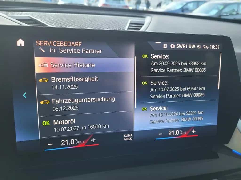 BMW X1 18 d sDrive xLine/Leder/Panodach/Headup/AHK 11/2022-photo-14