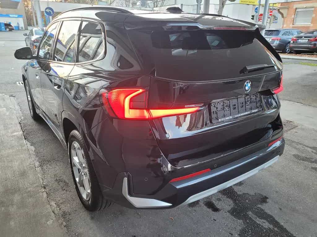 BMW X1 18 d sDrive xLine/Leder/Panodach/Headup/AHK 11/2022-photo-5