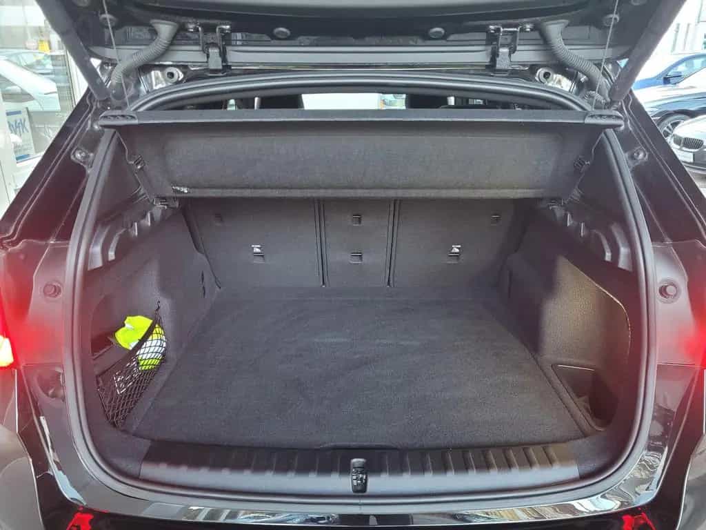 BMW X1 18 d sDrive xLine/Leder/Panodach/Headup/AHK 11/2022-photo-9
