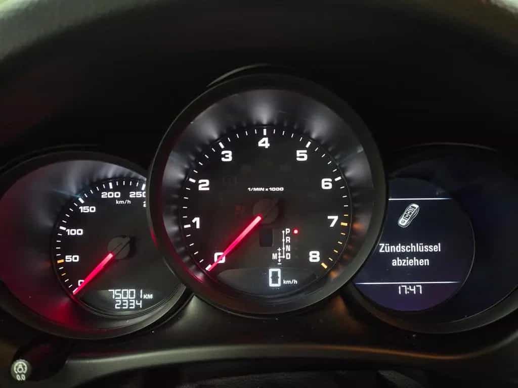 Porsche Macan /20Zoll/2.Hand/Park-Assistent/*430€ 05/2021-photo-24