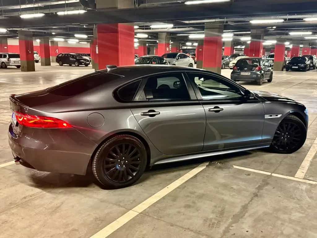 Jaguar XF 35t 340PS R-Sport Automatik R-Sport 09/2016-photo-4