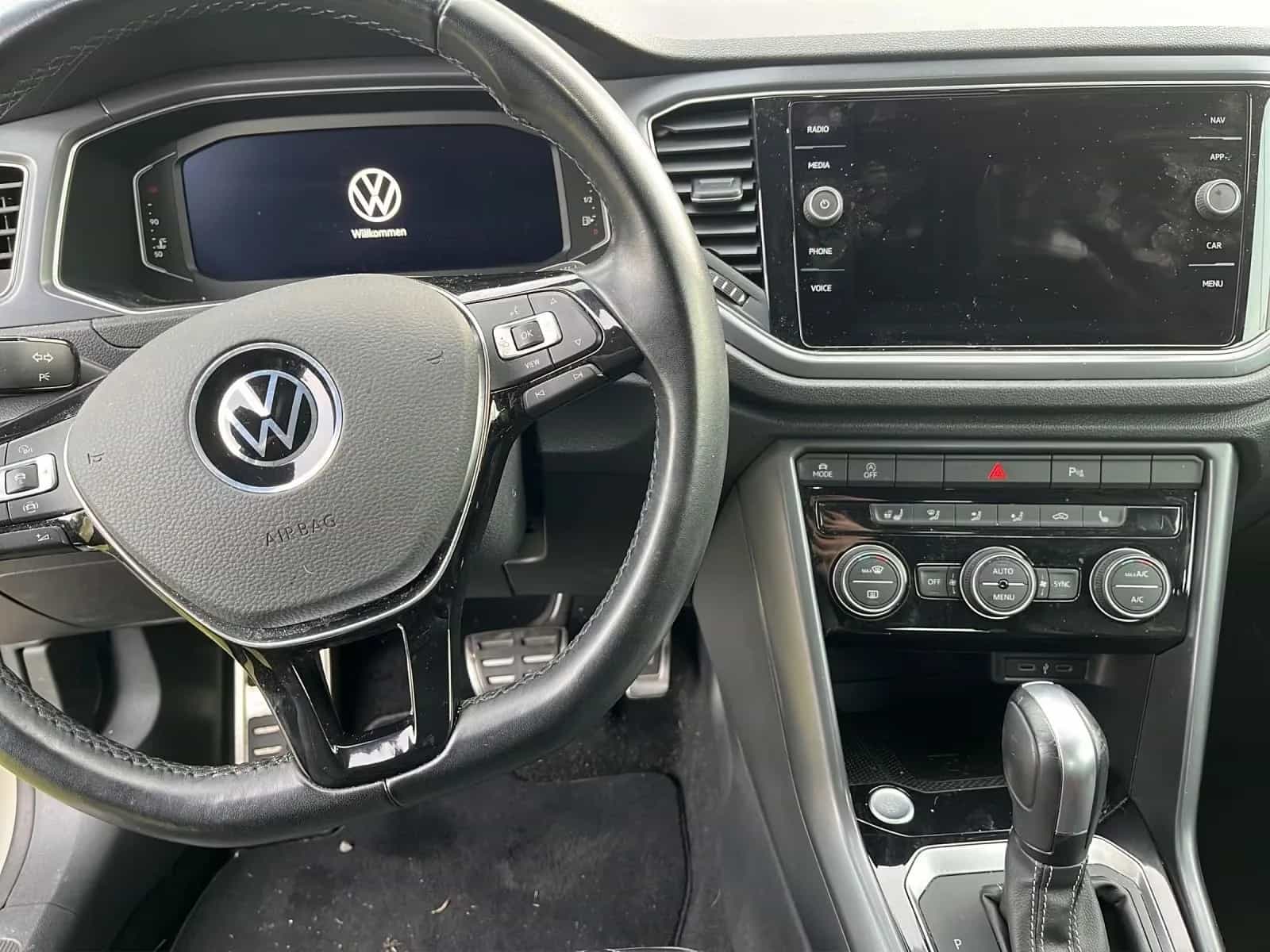 Volkswagen T-Roc 04/2021-photo-2