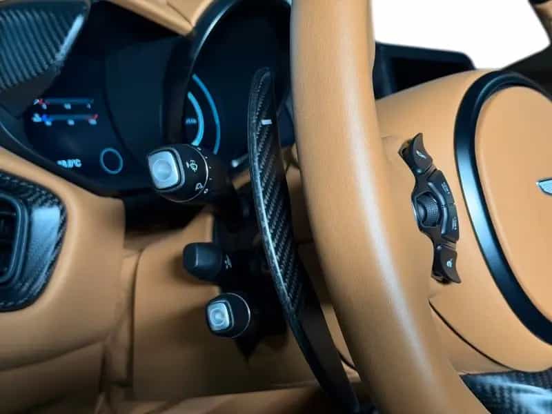 Aston Martin DBS 770 Ultimate Volante 5.2 V12 1 of 199 02/2024-photo-13
