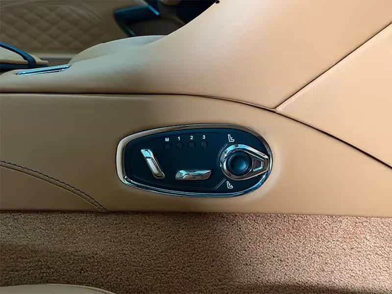 Aston Martin DBS 770 Ultimate Volante 5.2 V12 1 of 199 02/2024-photo-16