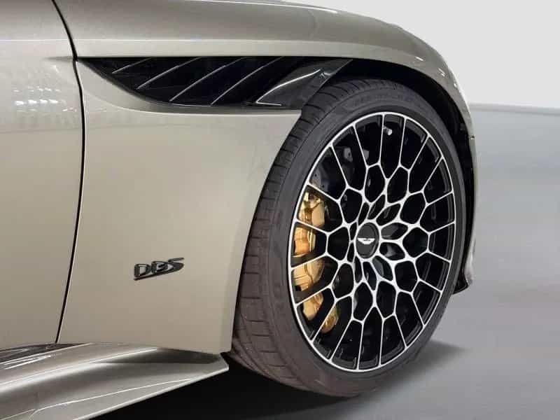 Aston Martin DBS 770 Ultimate Volante 5.2 V12 1 of 199 02/2024-photo-27