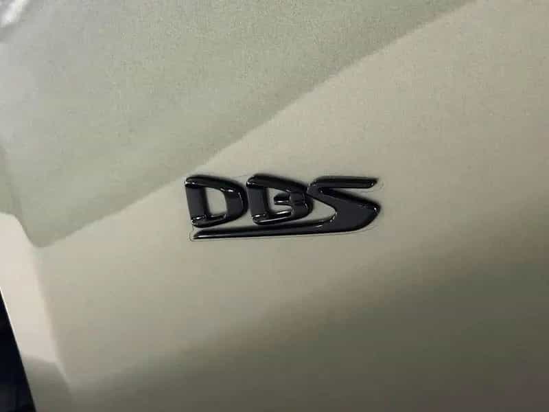 Aston Martin DBS 770 Ultimate Volante 5.2 V12 1 of 199 02/2024-photo-32