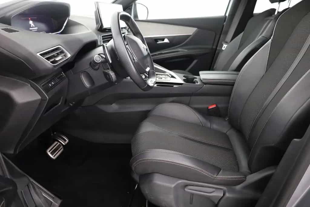Peugeot 3008 GT 1.2 PureTech 130 Aut. LED ACC Navi 03/2023-photo-22