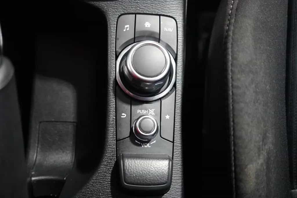 Mazda CX-3 2.0 Skyactive Navi Totwinkel Sitzheizung 07/2018-photo-13
