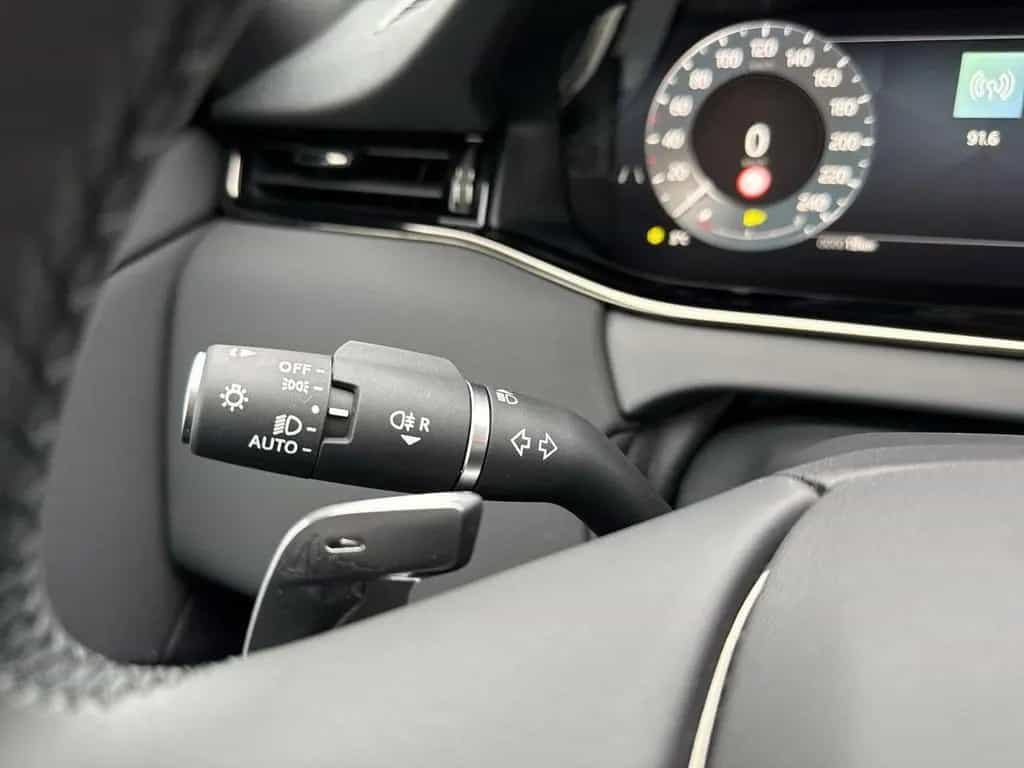 Land Rover Range Rover Rover Evoque D200 AWD DYNAMIC SE DAB+ACC 12/2025-photo-19