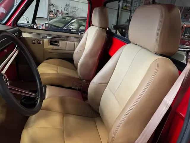 GMC Sierra 1500 Stepside, Komplettrestauration, Garantie 10/1987-photo-21