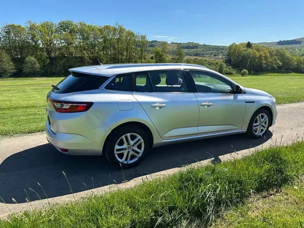 Renault Megane IV Grandtour Business Edition 09/2020-photo-4