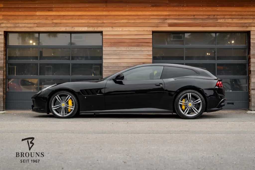 Ferrari GTC4Lusso 6.3 V12 690PS|Atelier|PassDisplay|Lift 11/2016-photo-1