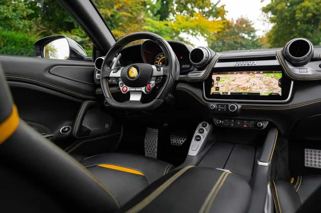 Ferrari GTC4Lusso 6.3 V12 690PS|Atelier|PassDisplay|Lift 11/2016-photo-12