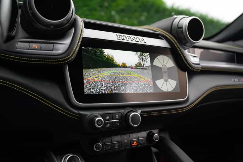 Ferrari GTC4Lusso 6.3 V12 690PS|Atelier|PassDisplay|Lift 11/2016-photo-16