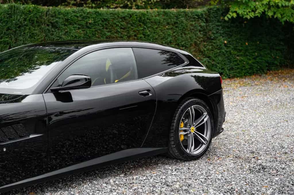 Ferrari GTC4Lusso 6.3 V12 690PS|Atelier|PassDisplay|Lift 11/2016-photo-36