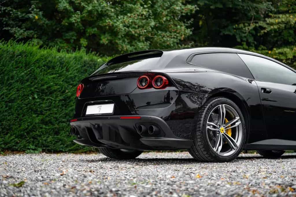 Ferrari GTC4Lusso 6.3 V12 690PS|Atelier|PassDisplay|Lift 11/2016-photo-37