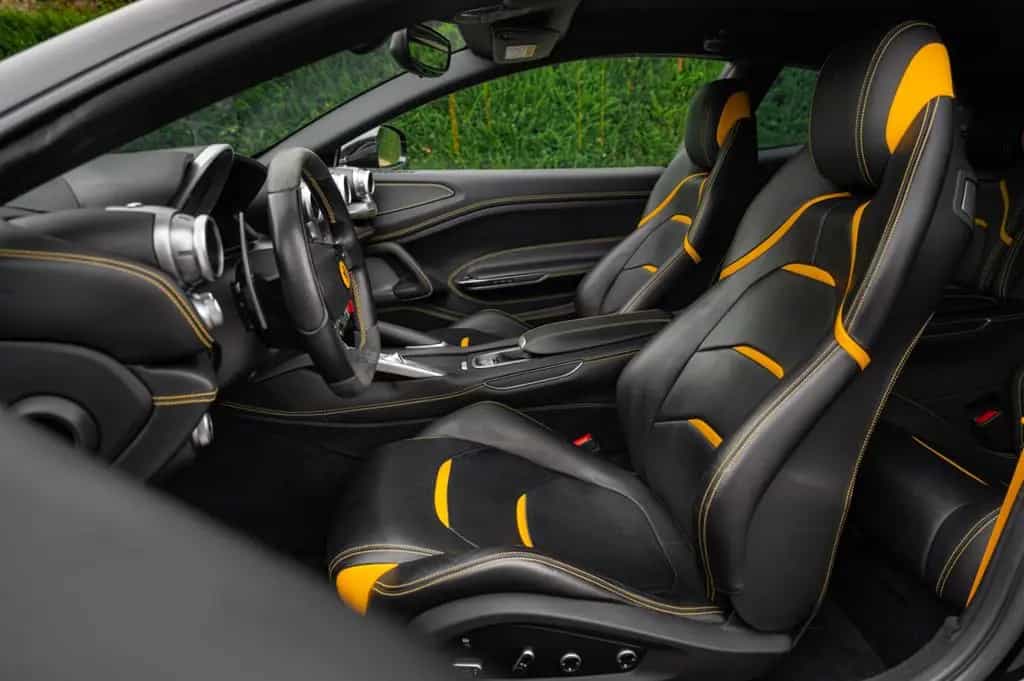Ferrari GTC4Lusso 6.3 V12 690PS|Atelier|PassDisplay|Lift 11/2016-photo-5