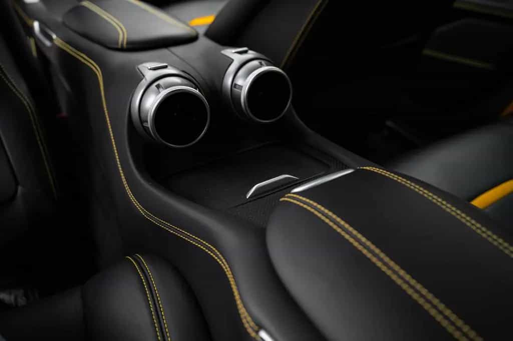 Ferrari GTC4Lusso 6.3 V12 690PS|Atelier|PassDisplay|Lift 11/2016-photo-9