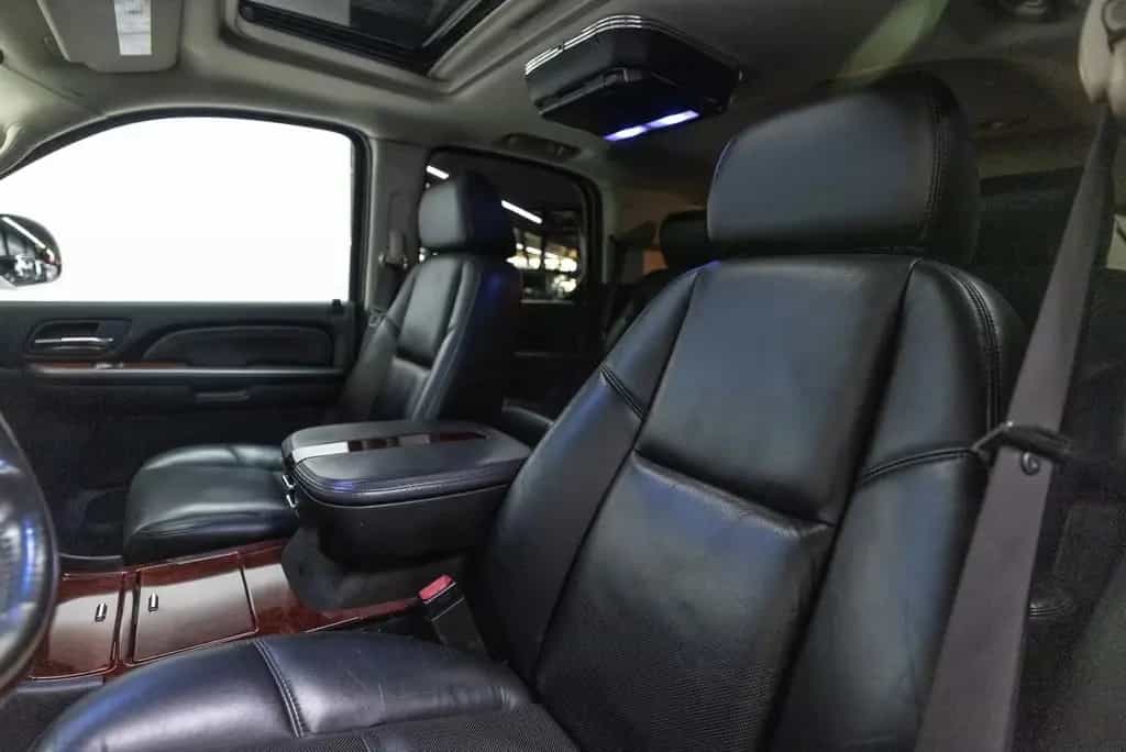 Cadillac Escalade 6.2 V8 Elegance Btw auto, Fiscale waard 05/2008-photo-3