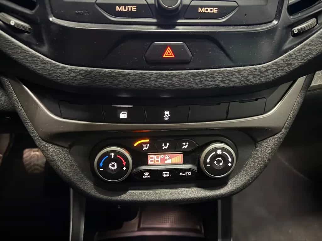 Lada Vesta 04/2019-photo-15