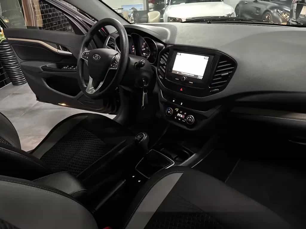 Lada Vesta 04/2019-photo-21