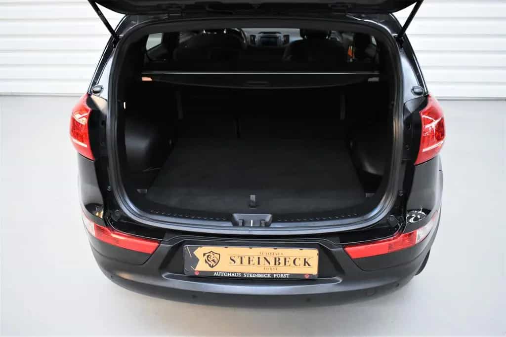 Kia Sportage 2.0 CRDi Spirit Automatik+Navi+Kamera 02/2013-photo-32