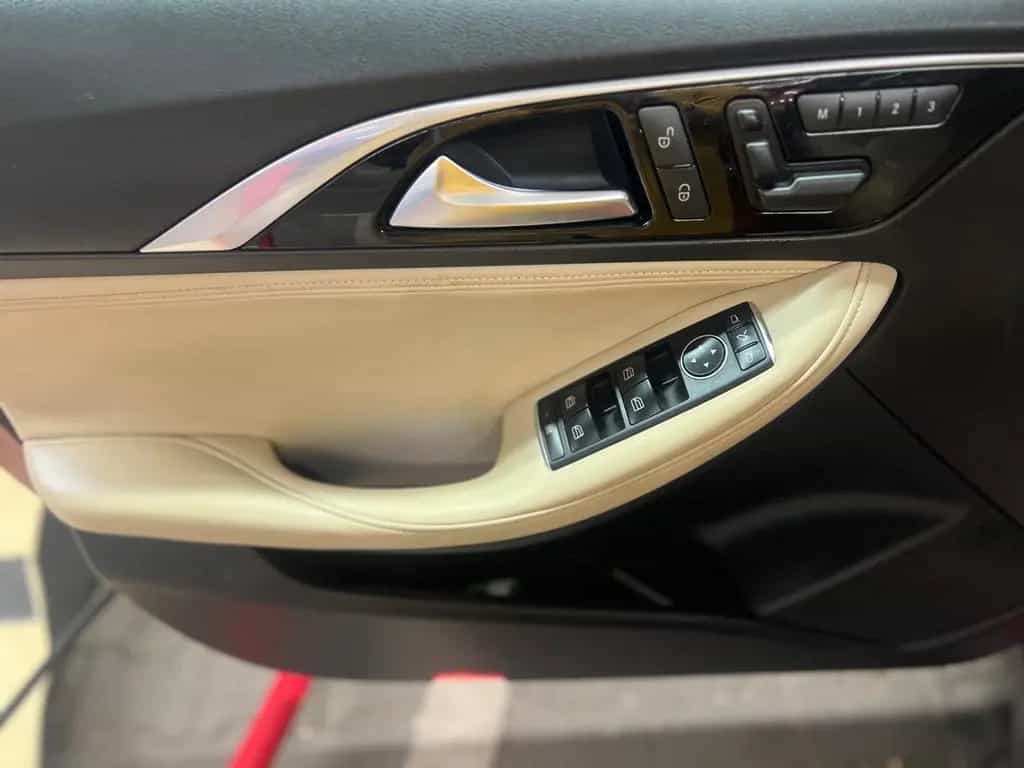 Infiniti QX30 2.2d DCT AWD Prem 360Kamera/Parkpilot/allin 11/2016-photo-10