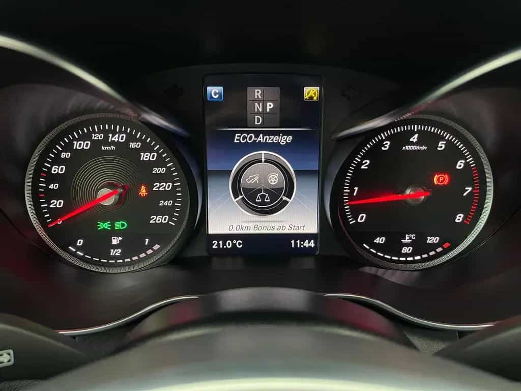 Mercedes-Benz C-Class 200 AMG PAKET LED*KEYLESS*SHZ*PARK 04/2018-photo-20