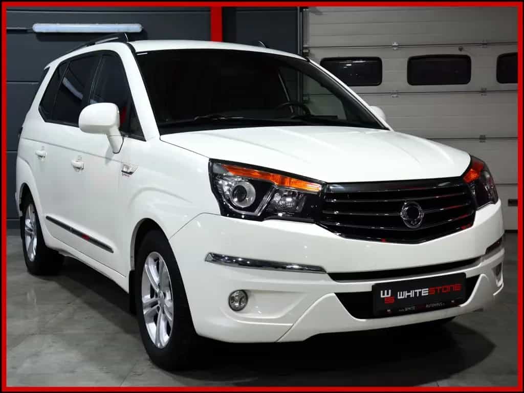 Ssangyong Rodius 2.2 TD Quartz Aut / 7 Sitze / Shzg 04/2016-photo-3