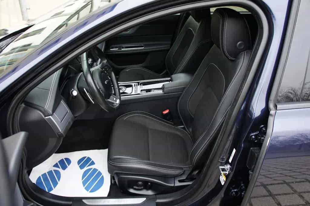 Jaguar XF 2.0d Sportbrake R-Sport | 2Hand! AHK! Kamera! 10/2018-photo-10