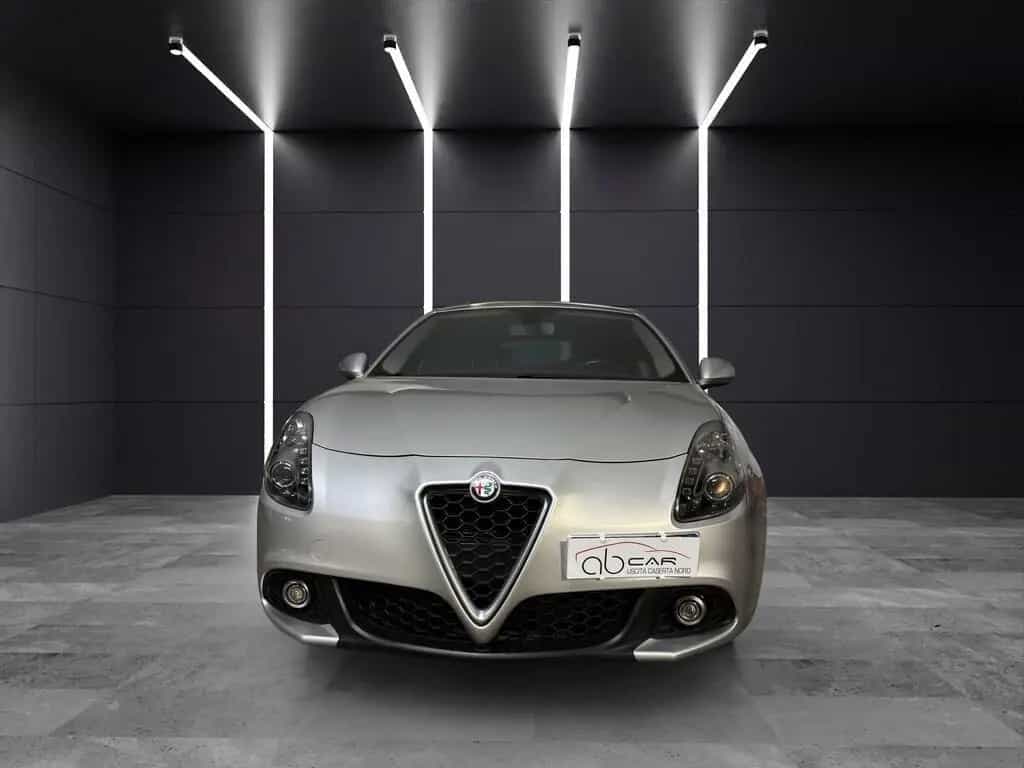Alfa Romeo Giulietta 1.6 jtdm Giulietta 120cv tc 12/2016-photo-1