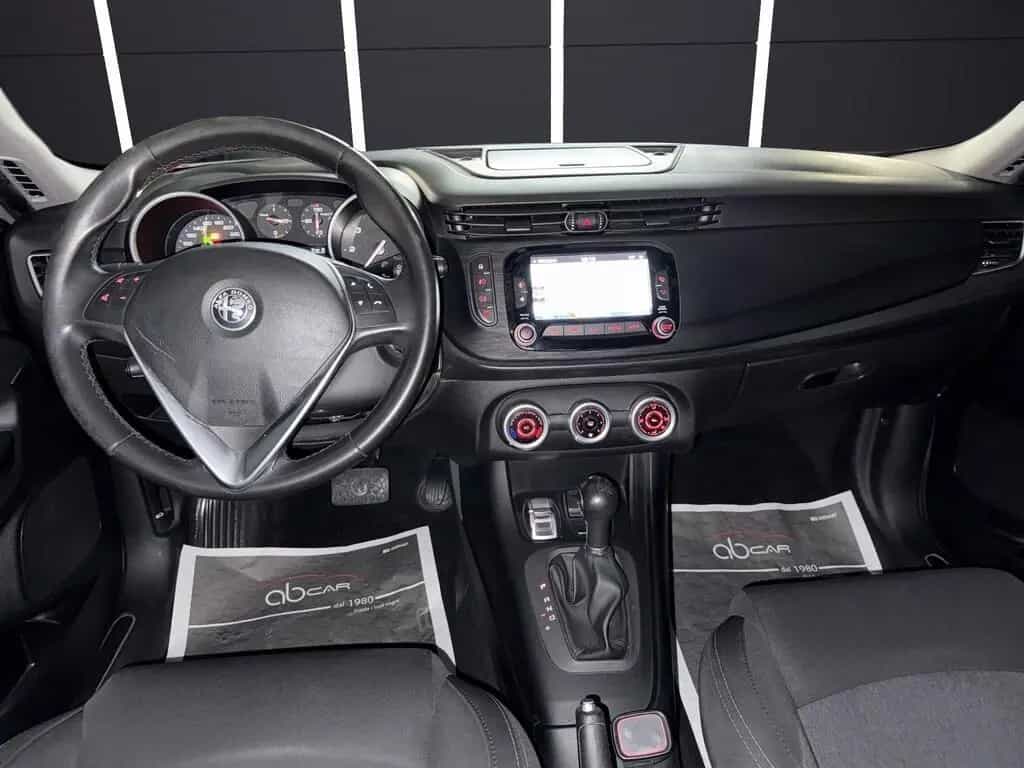 Alfa Romeo Giulietta 1.6 jtdm Giulietta 120cv tc 12/2016-photo-13