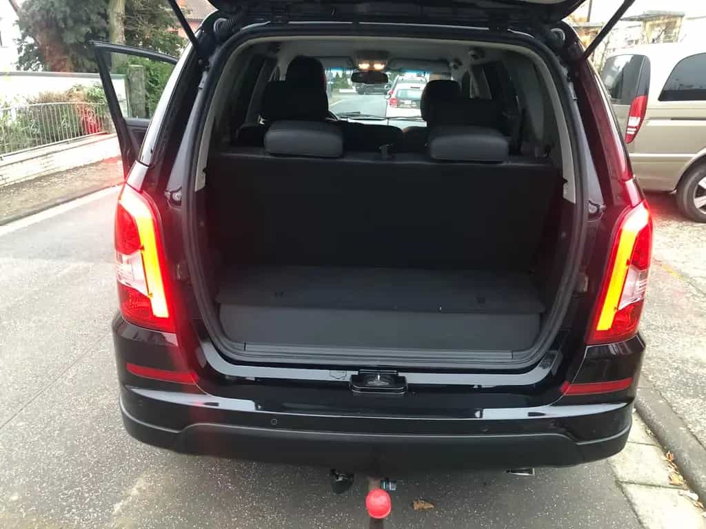 Ssangyong REXTON Allrad 7Sitze 3,5t AHK 2.2e-XDi Automatik 11/2017-photo-11