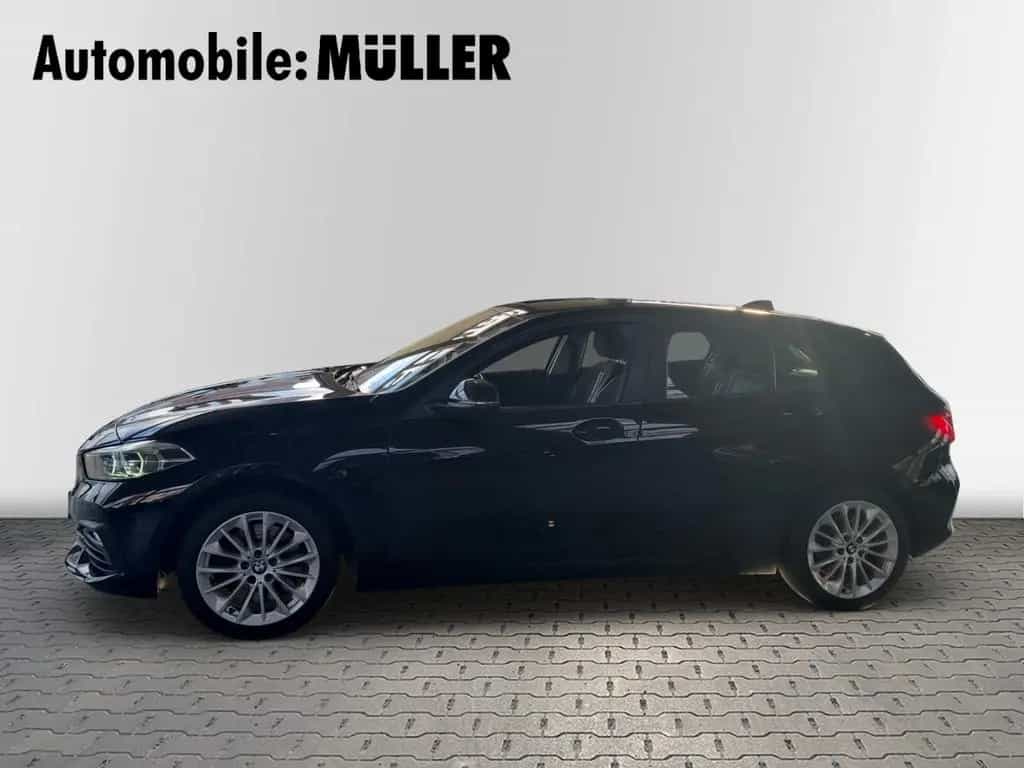 BMW 120 d xDrive AHK-abnehmbar Navi  Digitales Cockp 09/2020-photo-6