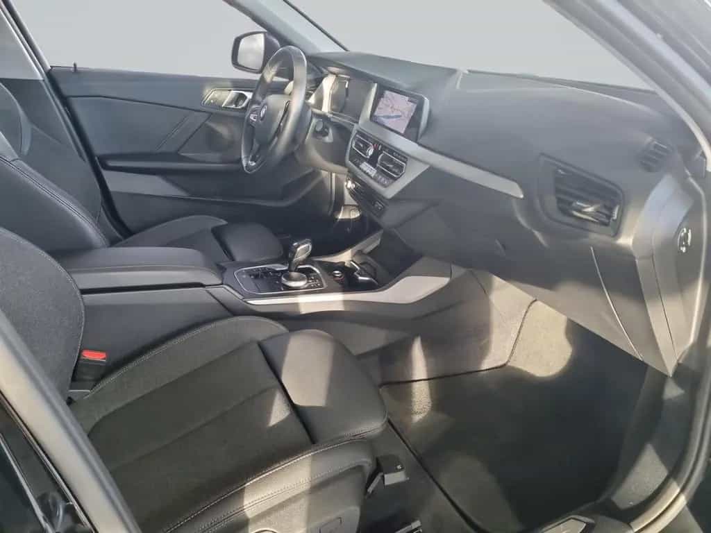 BMW 120 d xDrive AHK-abnehmbar Navi  Digitales Cockp 09/2020-photo-9