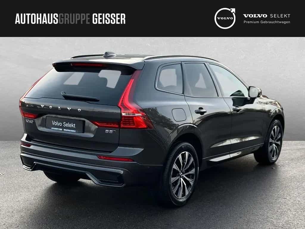Volvo XC60 B5 AWD Plus Dark  ACC BLIS SD LED 02/2025-photo-6