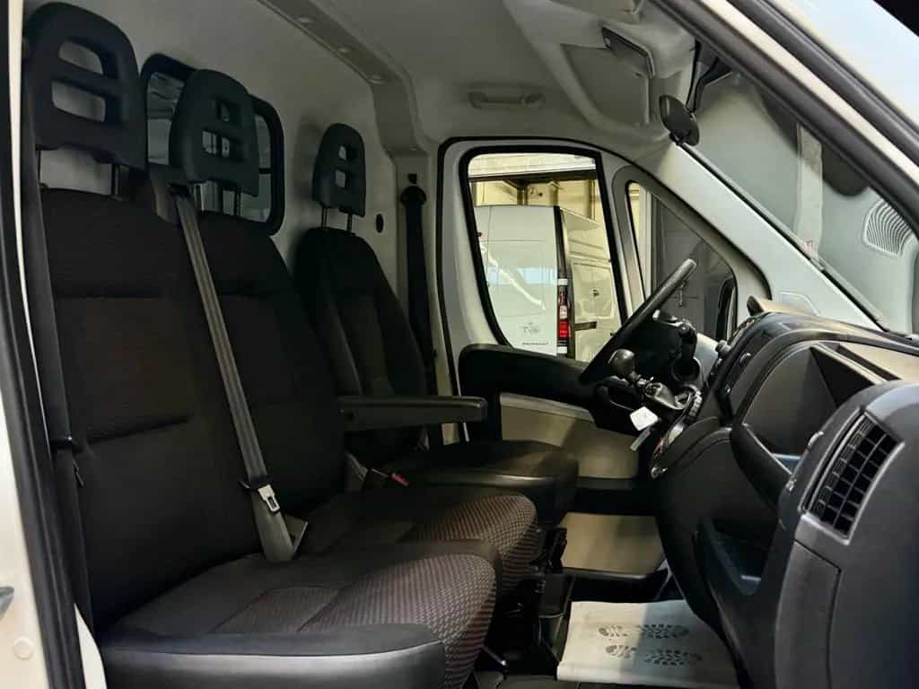 Citroën Jumper 2.0 HDi L1H1 3,0t 3SITZE AHK NAVI SITZHZG 09/2018-photo-18