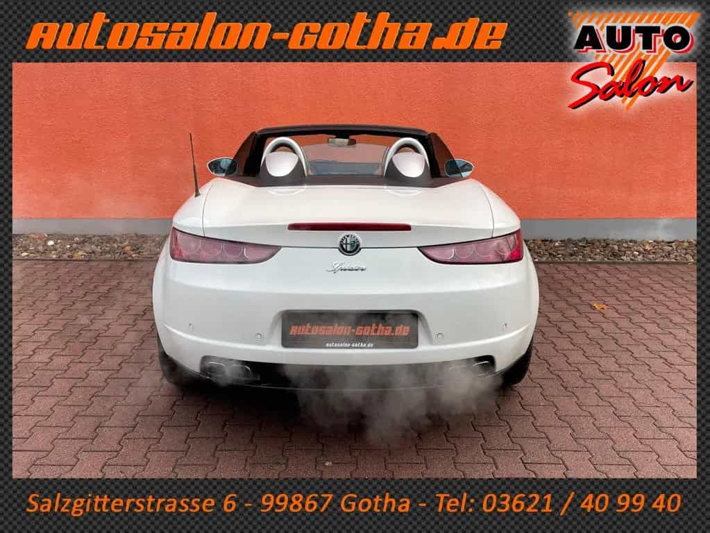 Alfa Romeo Spider 2.2 JTS 16V XENON+NAVI LEDER SCHECKHEFT 03/2010-photo-11