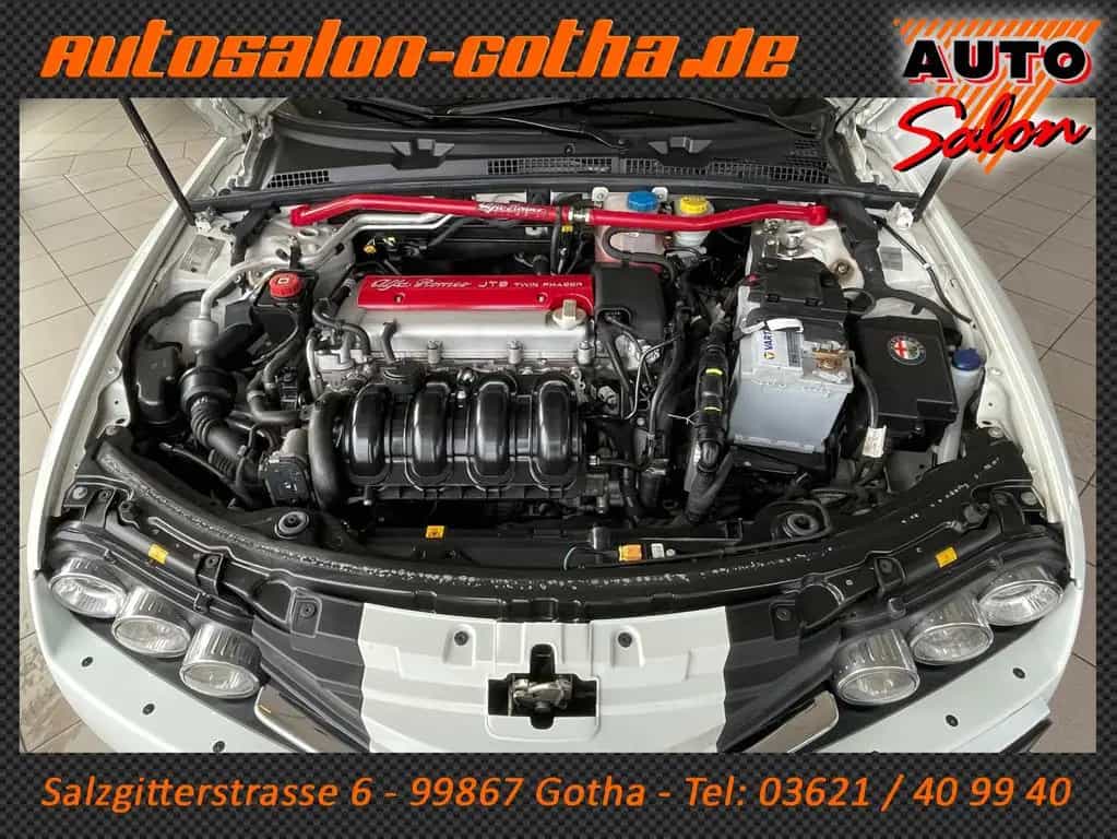 Alfa Romeo Spider 2.2 JTS 16V XENON+NAVI LEDER SCHECKHEFT 03/2010-photo-27