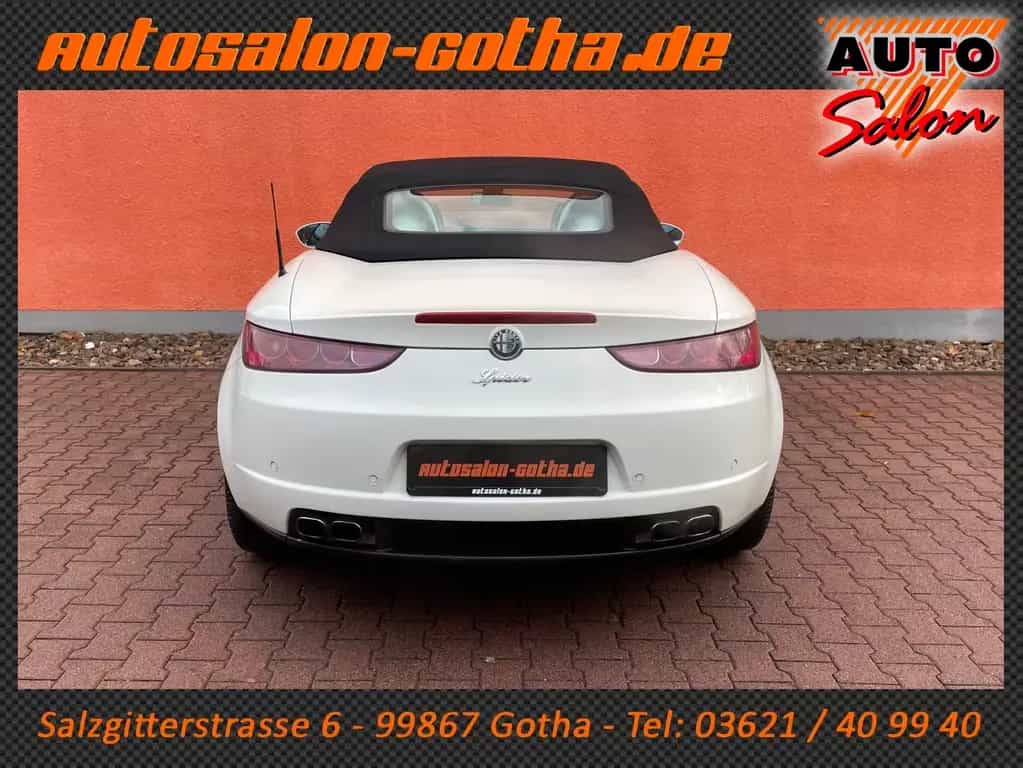 Alfa Romeo Spider 2.2 JTS 16V XENON+NAVI LEDER SCHECKHEFT 03/2010-photo-4
