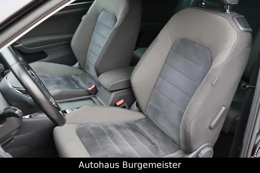 Volkswagen Golf VII 1,4 Lim. Highline *2-Hand*Bi-Xenon*PDC* 03/2013-photo-12