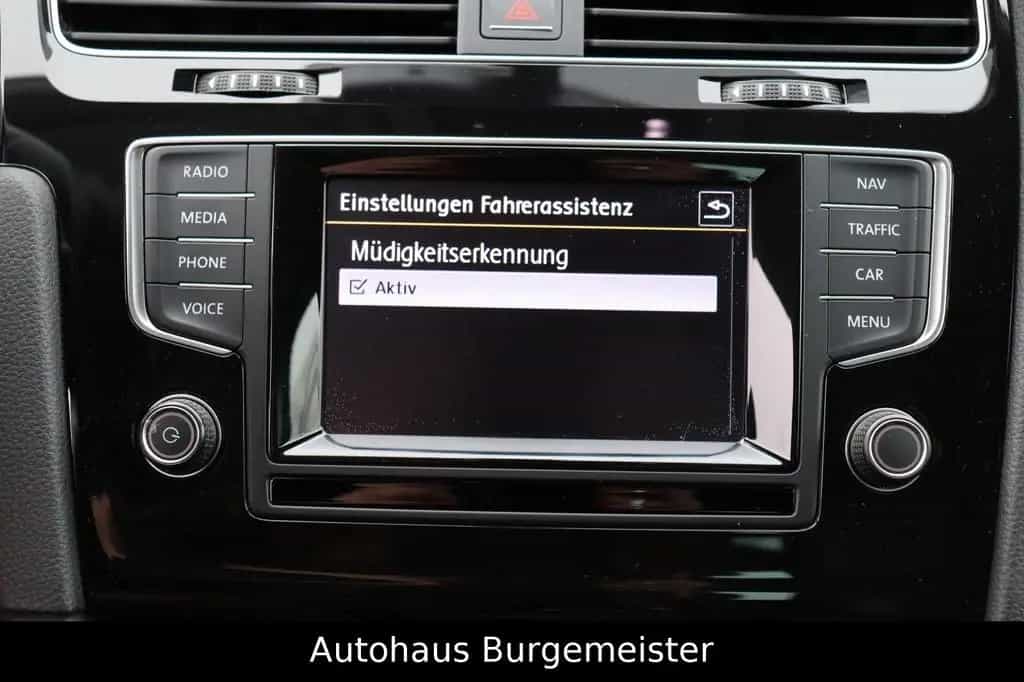 Volkswagen Golf VII 1,4 Lim. Highline *2-Hand*Bi-Xenon*PDC* 03/2013-photo-22