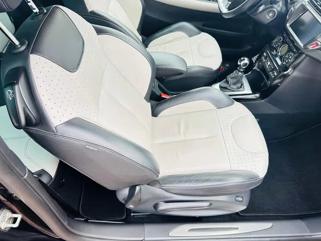 Citroën DS3 SportChic 12/2013-photo-9