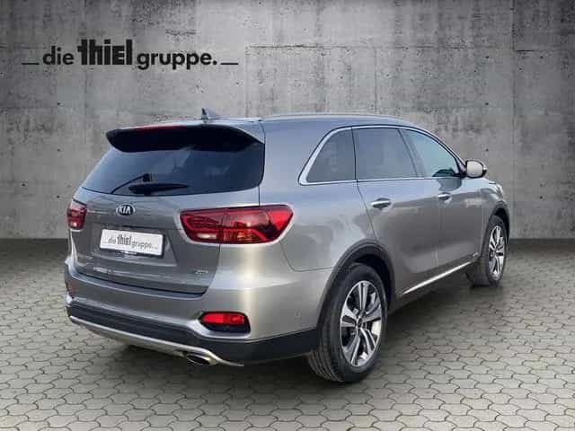 Kia Sorento Platinum Edition 4WD Pano+Leder+LED+Navi 07/2020-photo-3